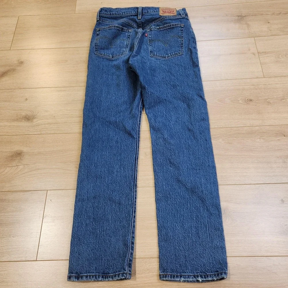 Levis 501 Jeans Womens 26x30‎ Medium Wash Blue High Rise Straight Denim Pants
